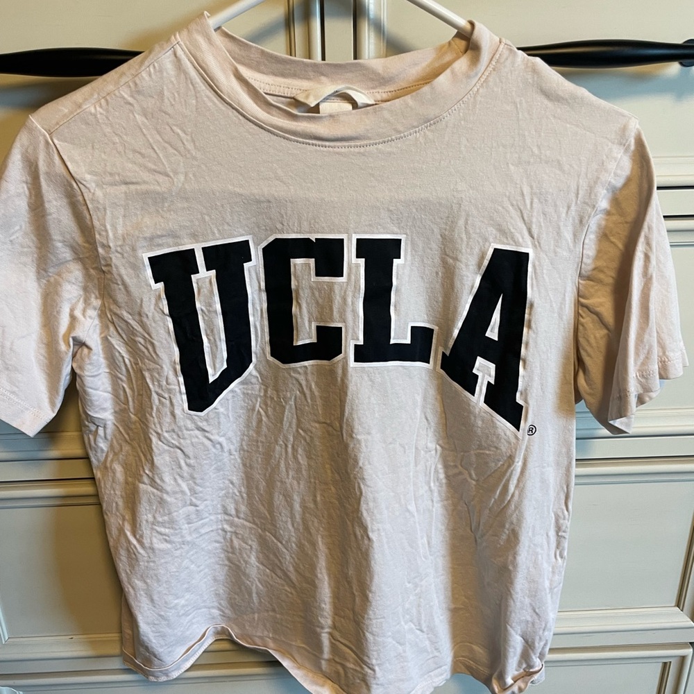 UCLA graphic shirt from H&M
